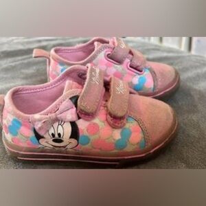 Light up Minnie Mouse shoes